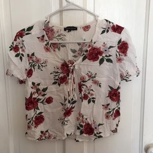 Kendall+Kylie Floral Cropped shirt